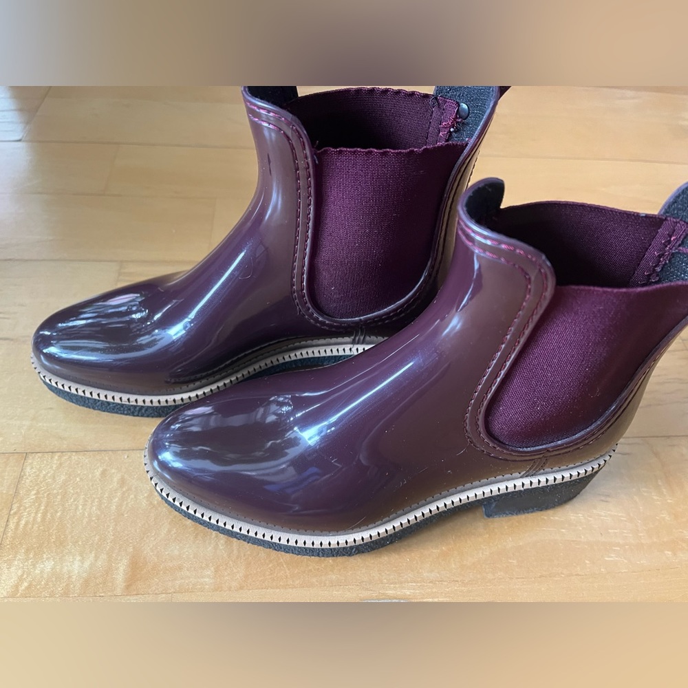 Burgundy Lemon Jelly rain boots